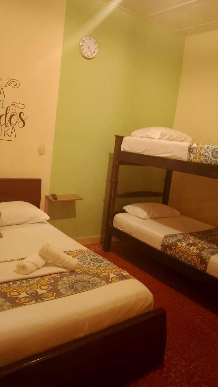 Adventure Hostel Сан-Хиль Экстерьер фото